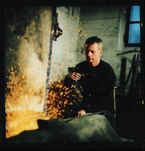Volker Hollman am Schmiedefeuer. Nach 2000.