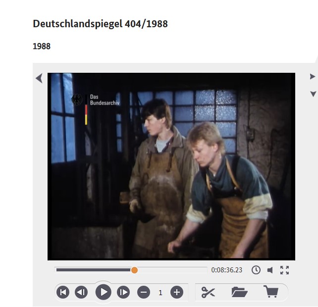 Ein Bericht von Deutschlandspiegel 1988, in dem Volker Hollmann mit 22 Jahren in der Schmiede von Manfred Sachse zu sehen ist.